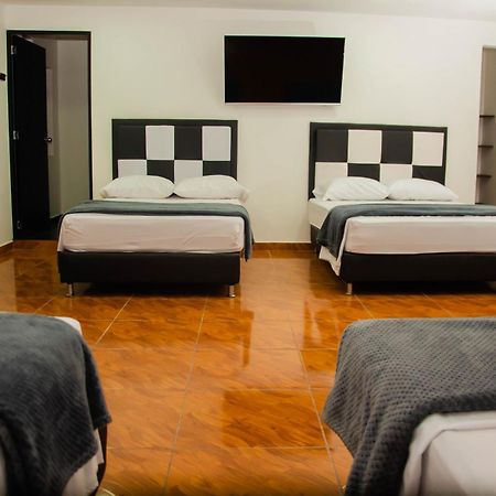Casa Hotel Los Arboles 벨로 외부 사진