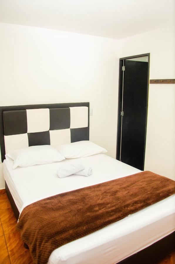 Casa Hotel Los Arboles 벨로 외부 사진