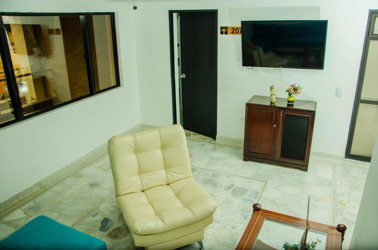 Casa Hotel Los Arboles 벨로 외부 사진