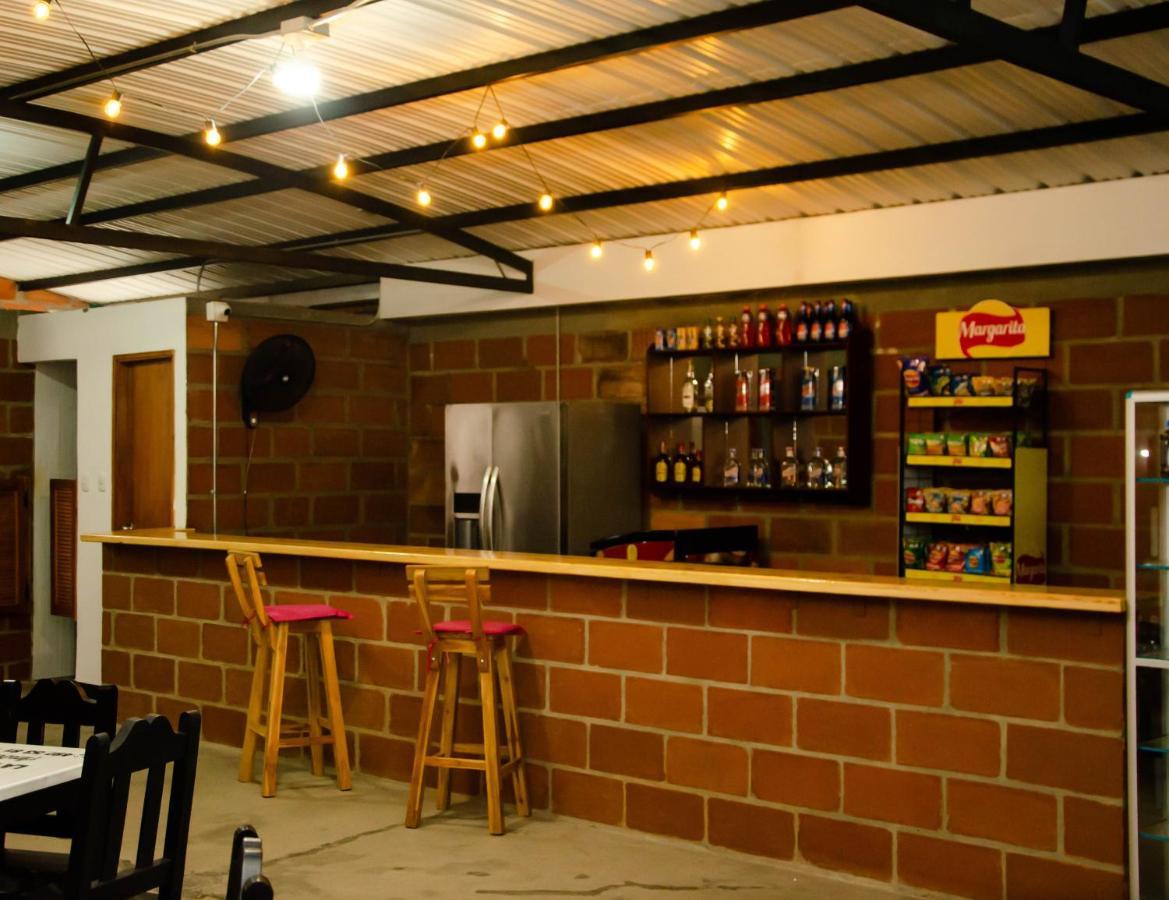Casa Hotel Los Arboles 벨로 외부 사진