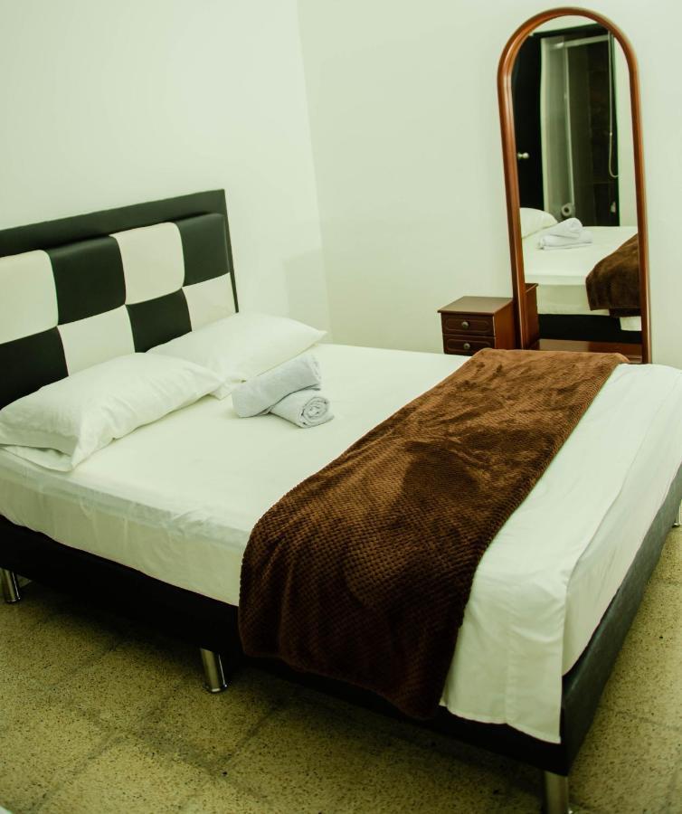 Casa Hotel Los Arboles 벨로 외부 사진