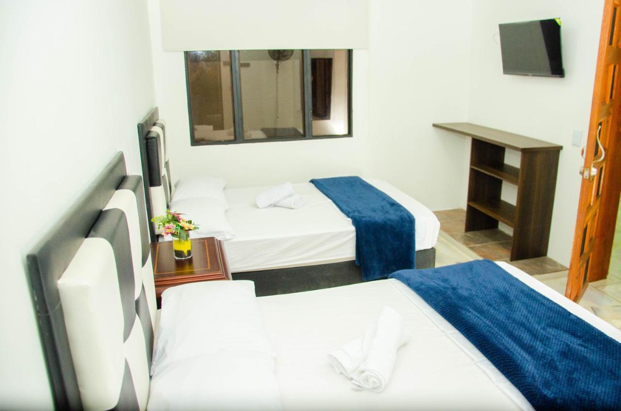 Casa Hotel Los Arboles 벨로 외부 사진